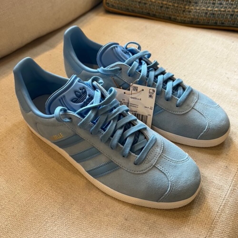 Addidas Gazelle NIB Light Blue/Clear Blue Size 10